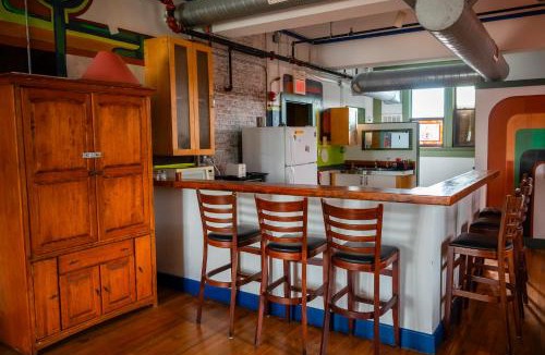 West End Apartment | Michie Hostel