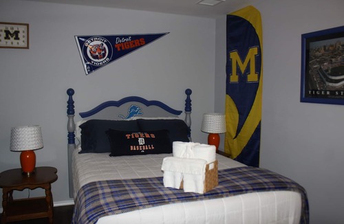 Briley House | Michigan Themed Vacation Retreat in the Heart of Elk Country, Northern Michigan