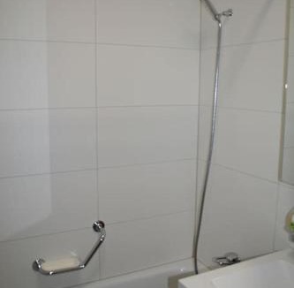 Davos-Platz Apartment | MicroAppartment with bath and cozy balcony
