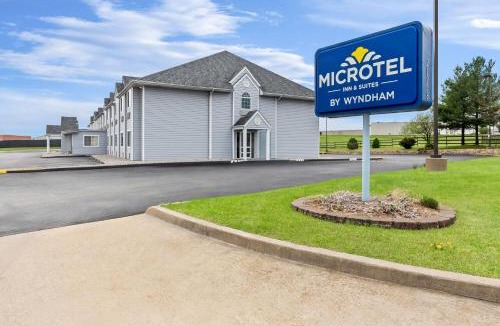 Ste Genevieve Hotel | Microtel Inn & Suites by Wyndham Sainte Genevieve