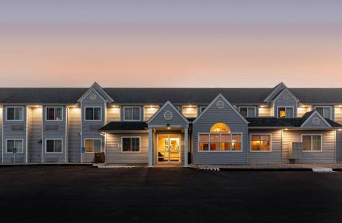 Ste Genevieve Hotel | Microtel Inn & Suites by Wyndham Sainte Genevieve