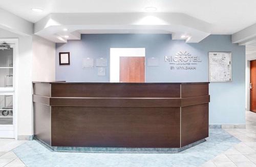 Bath Hotel | Microtel Inn & Suites Bath