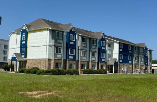 Albertville Hotel | Microtel Inn & Suites by Wyndham Albertville
