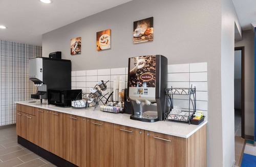 Independence Hotel | Microtel Inn & Suites by Wyndham Independence