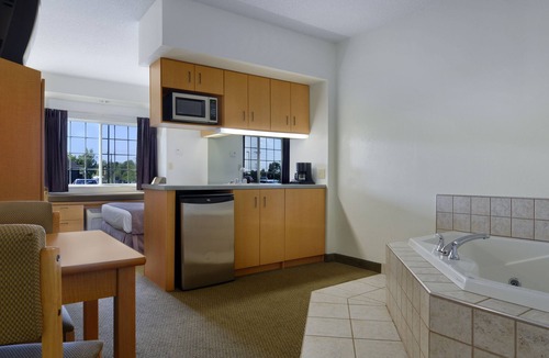 Plattsburgh Hotel | Microtel Inn & Suites by Wyndham Plattsburgh