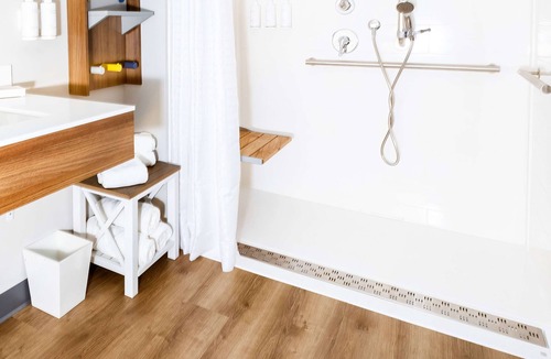 Springville Hotel | Microtel Inn & Suites by Wyndham Springville