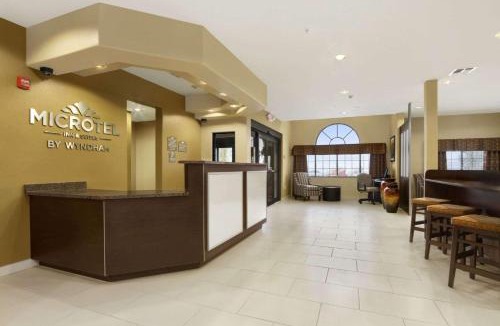 Round Rock Hotel | Microtel Inn & Suites by Wyndham Round Rock