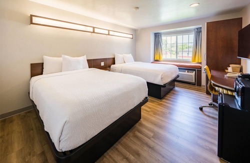 Cheyenne Hotel | Microtel Inn & Suites by Wyndham Cheyenne