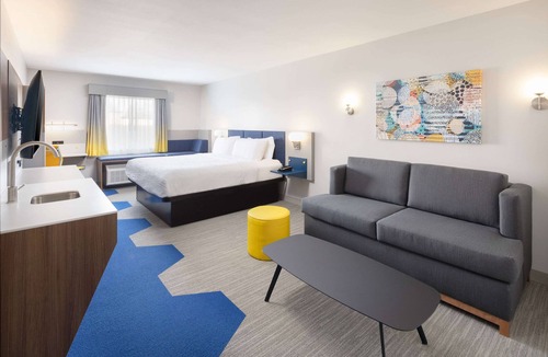 Macedon Hotel | Microtel Inn & Suites By Wyndham Macedon