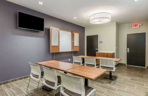Altoona Hotel | Microtel Inn & Suites by Wyndham Altoona
