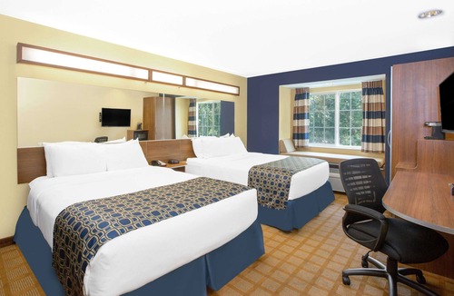 Kearney Hotel | Microtel Inn & Suites by Wyndham Kearney