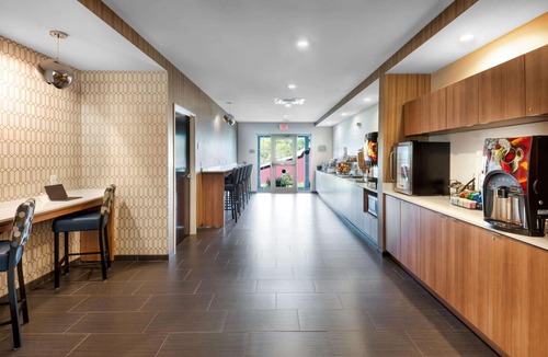 Warsaw Hotel | Microtel Inn & Suites by Wyndham Warsaw