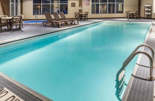 Timmins Hotel | Microtel Inn & Suites by Wyndham - Timmins