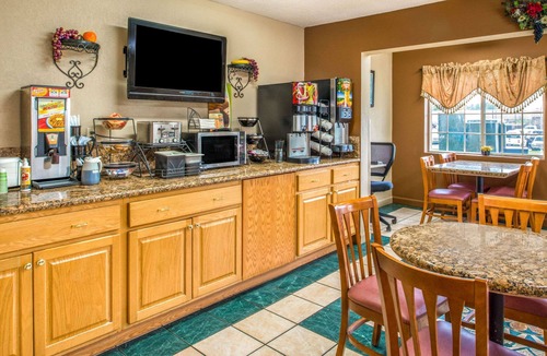 Lincoln Hotel | Microtel Inn & Suites by Wyndham Lincoln