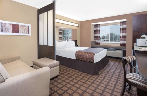 Sidney Hotel | Microtel Inn & Suites by Wyndham Sidney