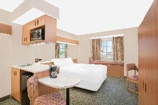 Colfax Hotel | Microtel Inn & Suites by Wyndham Colfax