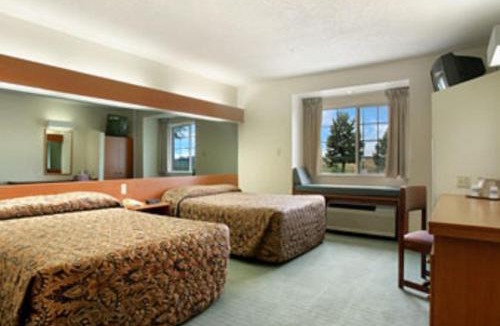 Dupont Hotel | Microtel Inn & Suites by Wyndham Denver Airport