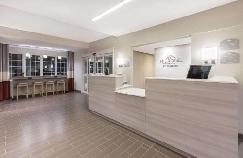 Perry Hotel | Microtel Inn & Suites by Wyndham Perry