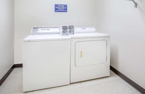 Tifton Hotel | Microtel Inn & Suites by Wyndham