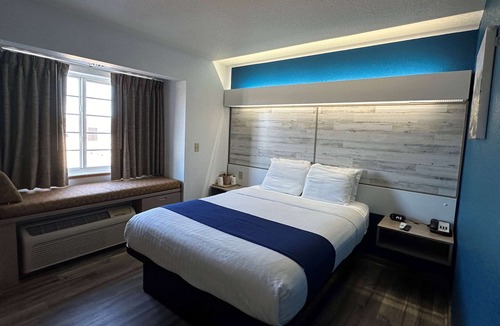 Tomah Hotel | Microtel Inn & Suites by Wyndham Tomah