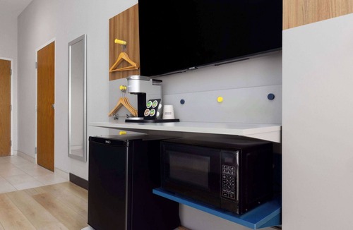 Tracy Hotel | Microtel Inn & Suites by Wyndham Tracy