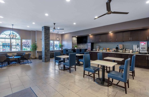 Tracy Hotel | Microtel Inn & Suites by Wyndham Tracy