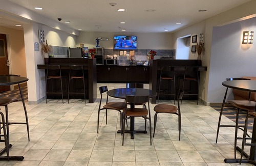 Bath Hotel | Microtel Inn & Suites by Wyndham Bath