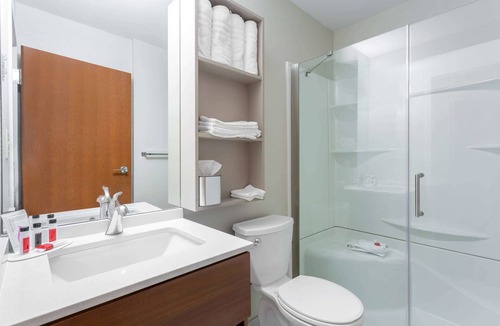 Niagara Falls Hotel | Microtel Inn & Suites by Wyndham Niagara Falls