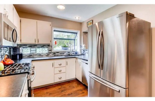 Eiber House | Mid-Century 3 Bdr Lakewood Home Mountain Access!