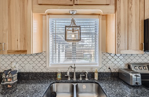 West San Antonio House | Mid Century Beauty by Medical Center