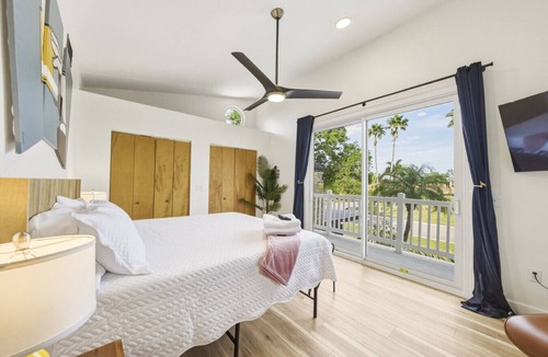 Bayshore Gardens House | Mid Century Canal View Apartment