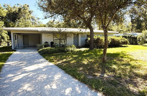Gainesville House | Mid-Century gem near UF