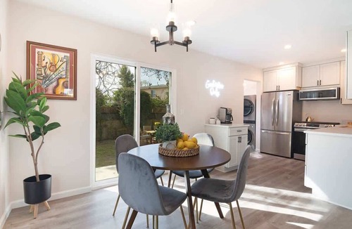 Valley Glen House | Mid-Century Gem · Near Universal Studios