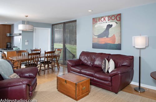 Pine Plains House | Mid-Century Home Surrounded by Meadows