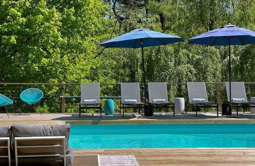 Kerhonkson House | Mid Century Mod 5-Bed, Pool OPEN!, Dogs Welcome