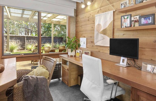 Red Hill House | Mid-century modern haven in Red Hill