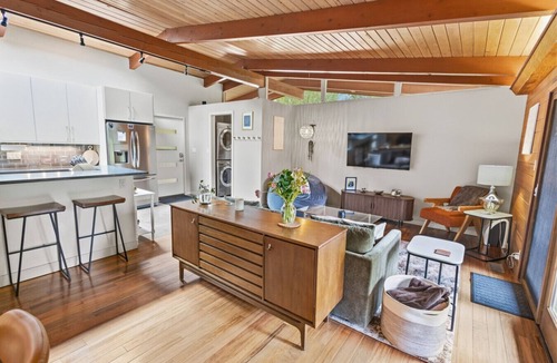 Champaign House | Mid-Century Modern Home w/Hot Tub By Country Club