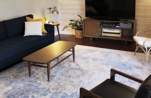 Grandview House | Mid Century Modern home 4Bdrm plus