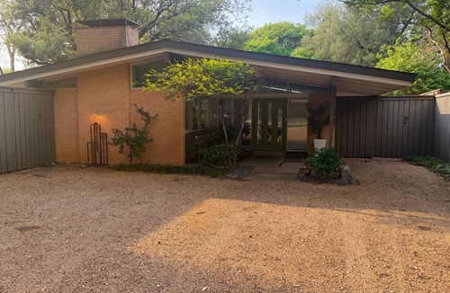 Northwest Dallas House | Mid-Century Modern Oasis w/Pool, Hot Tub & Fire Pit - Perfect World Cup Base
