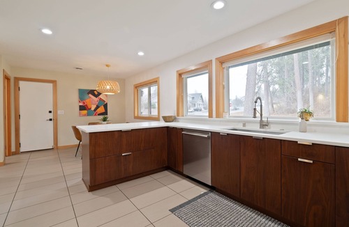 Cliff - Cannon House | Mid Century Modern on the Park!