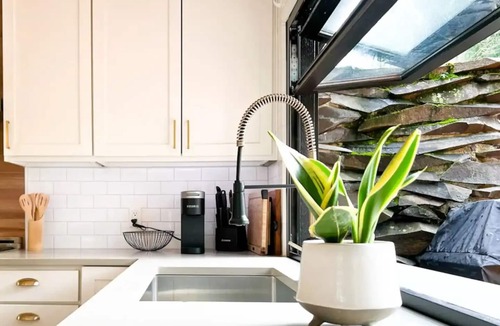 Kirkland House | Mid-Century Modern Retreat