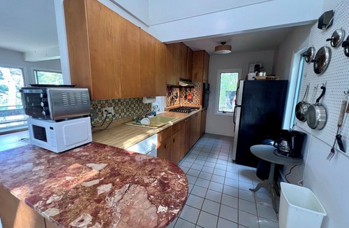 Truro House | Mid-Century Modern Truro on Great Pond (1914)