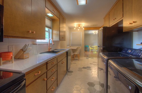 Bartlesville House | Mid-Century Modern home in downtown Bartlesville