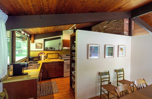 Williamstown House | Mid Century Modern 4 bedroom home with sweeping mountain views in Williamstown
