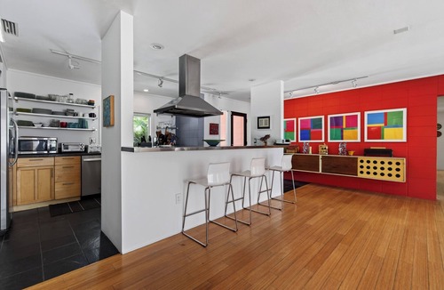 South Sarasota House | Mid-Century Modern W/Private Lap Pool In secluded Garden and art studio