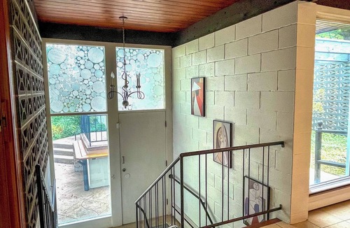 Eastside House | Mid-Century Prairie House by SU W/espresso/coffee bar, workspace & fast Wi-Fi