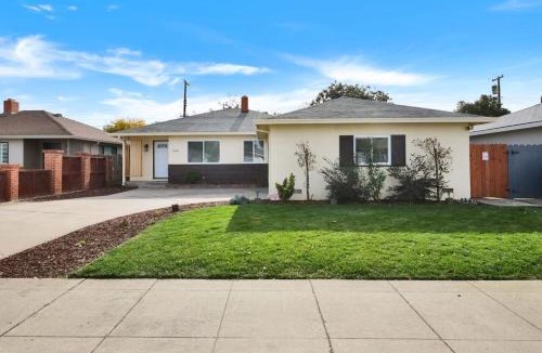 Lodi House | Mid Century Wineries Game Room