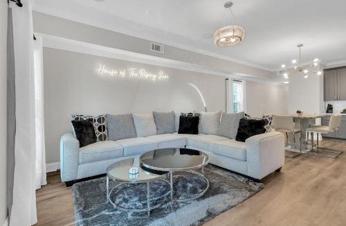 Tulane - Gravier House | Mid-City home w patio & fenced backyard