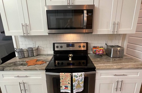 Lafayette Condo | Mid-City Loft/Lovely & Safe 2 bed/2 bath