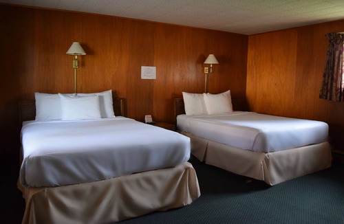 Sault Ste. Marie Hotel | Mid-City Motel